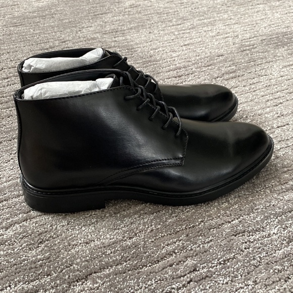 Kenneth Cole mens Chukka boots NWT New in Box - Picture 3 of 4